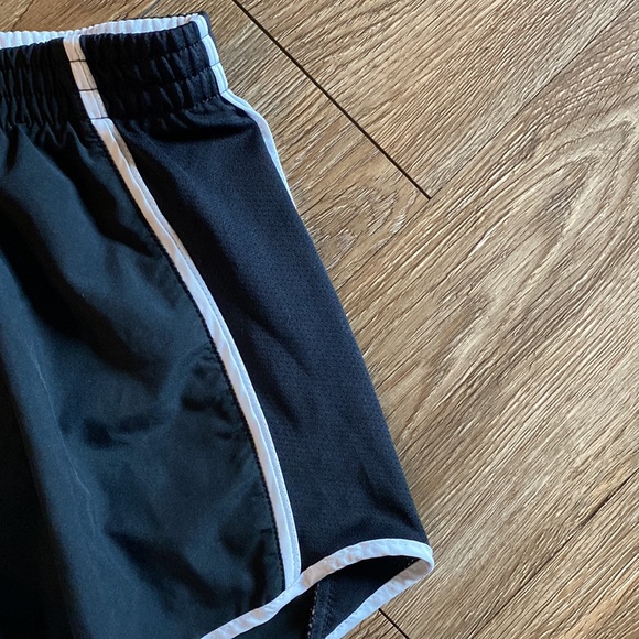 Nike Dri-FIT Gym Shorts Bundle - Picture 11 of 15